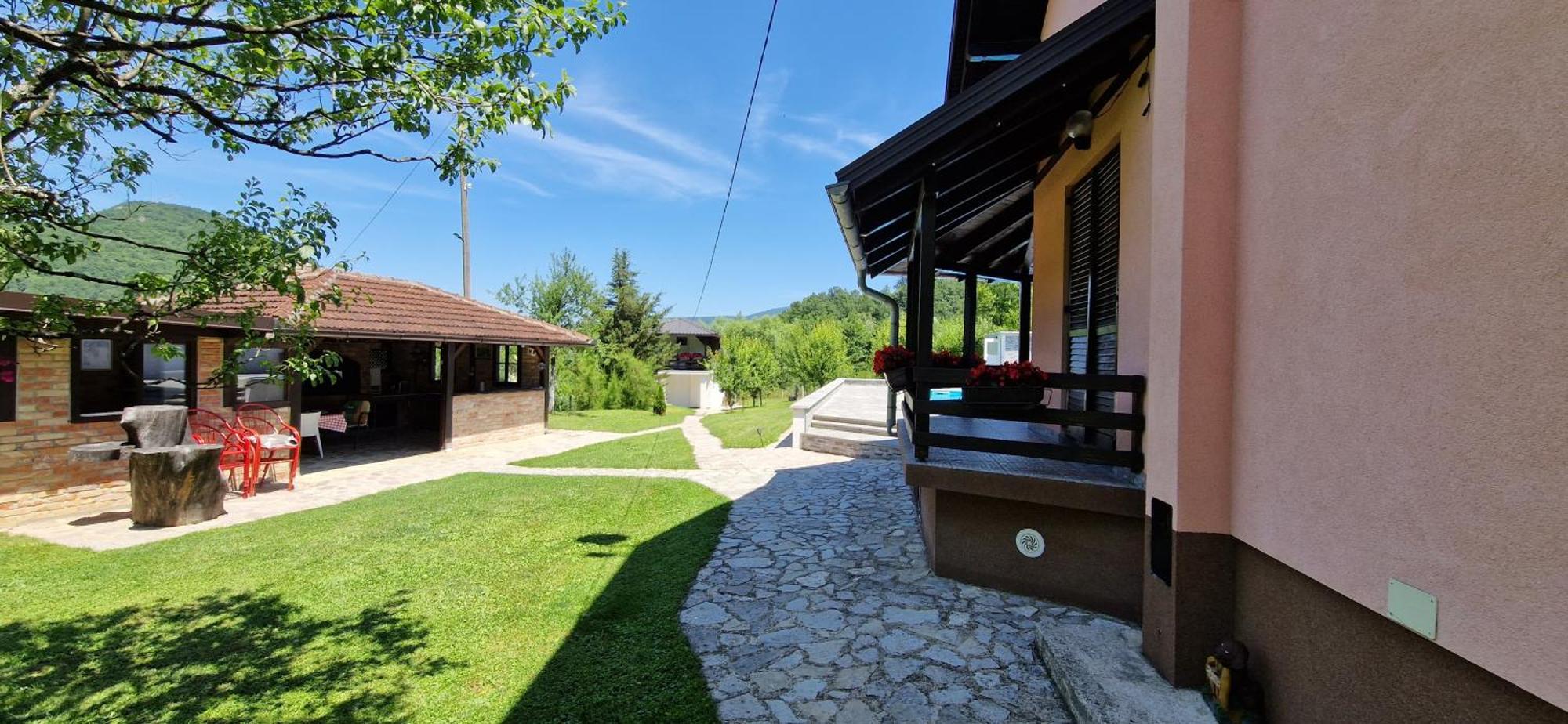 Holiday Home Emir Racic Exterior photo