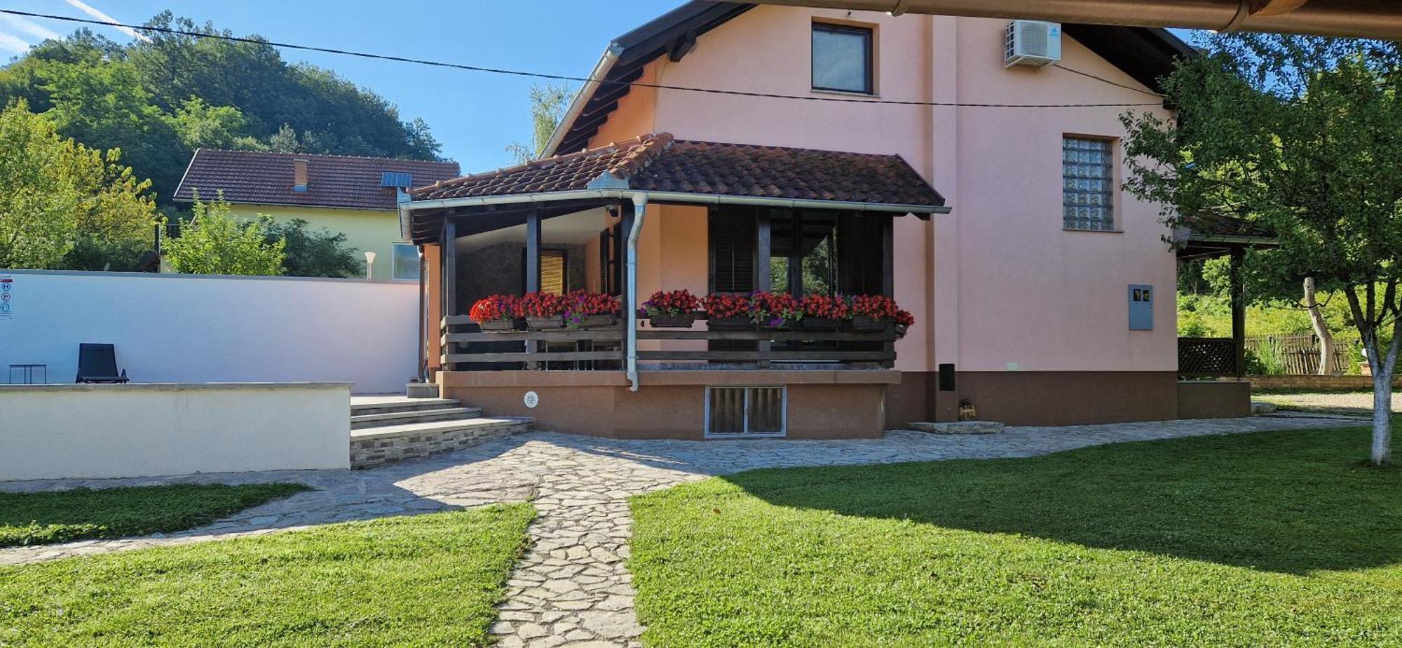 Holiday Home Emir Racic Exterior photo